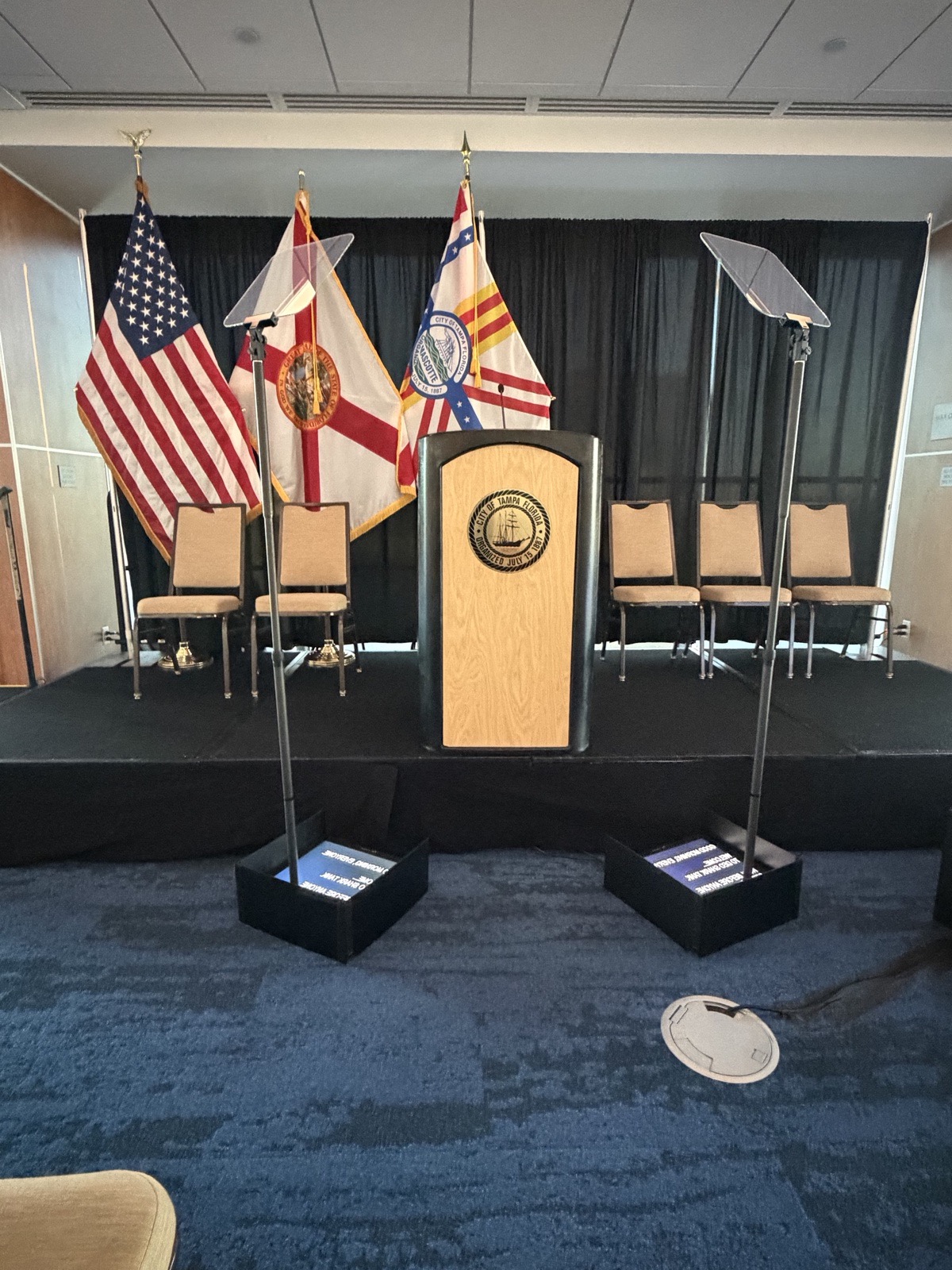 City of Tampa press conference set with presidential teleprompter